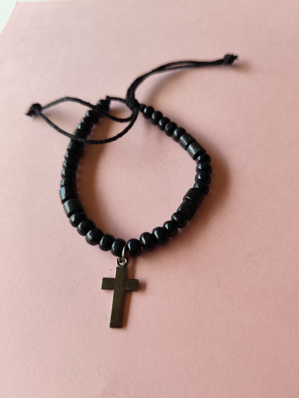 3/$20💗Black Wooden Beaded Bracelet with Cross Charm